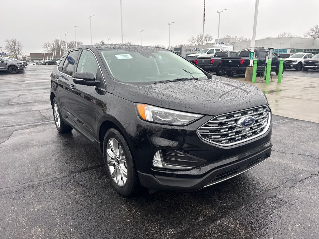 2023 Ford Edge Titanium