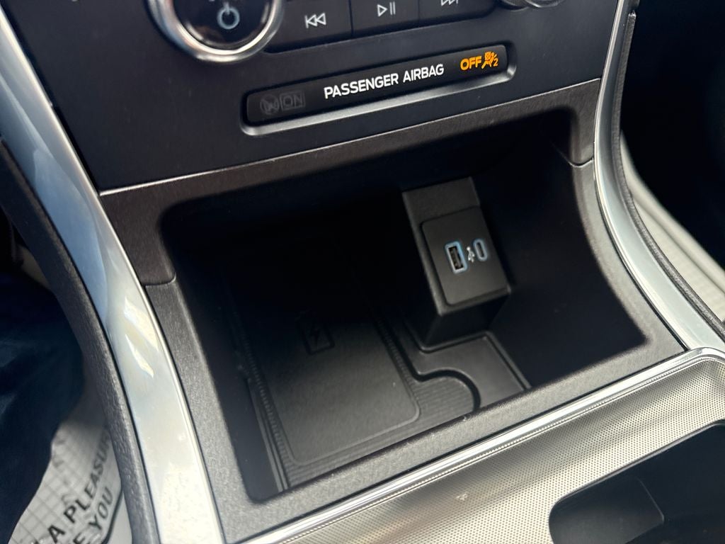 2023 Ford Edge Titanium