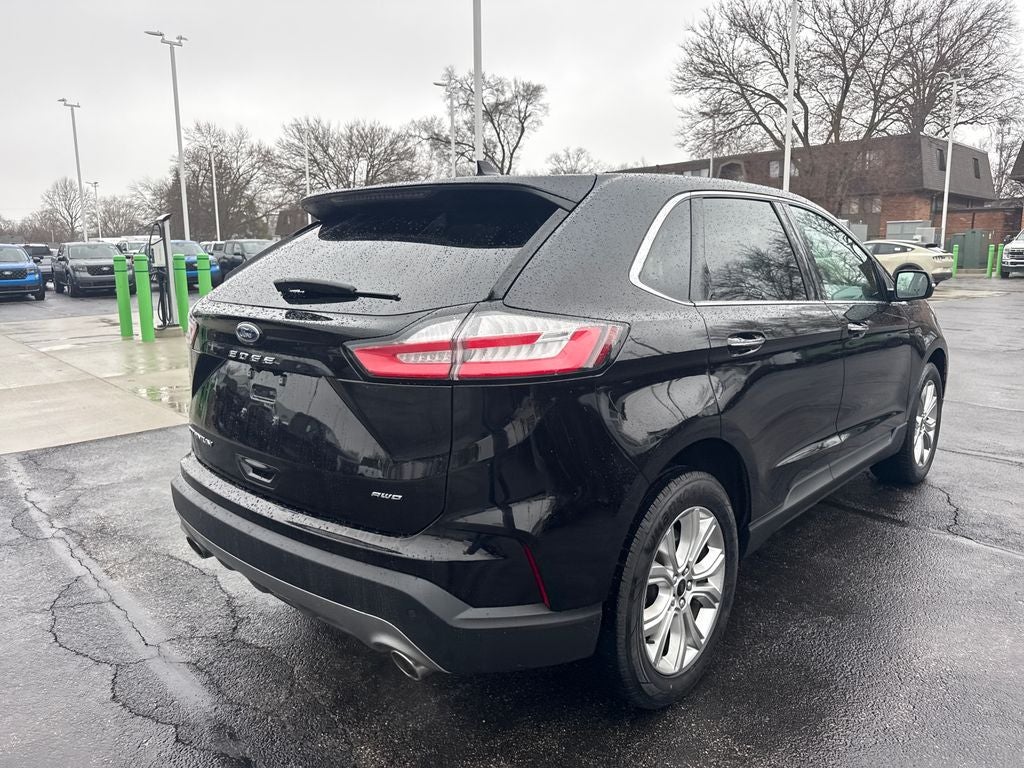 2023 Ford Edge Titanium