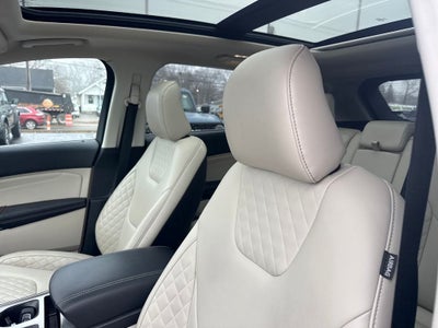 2023 Ford Edge Titanium