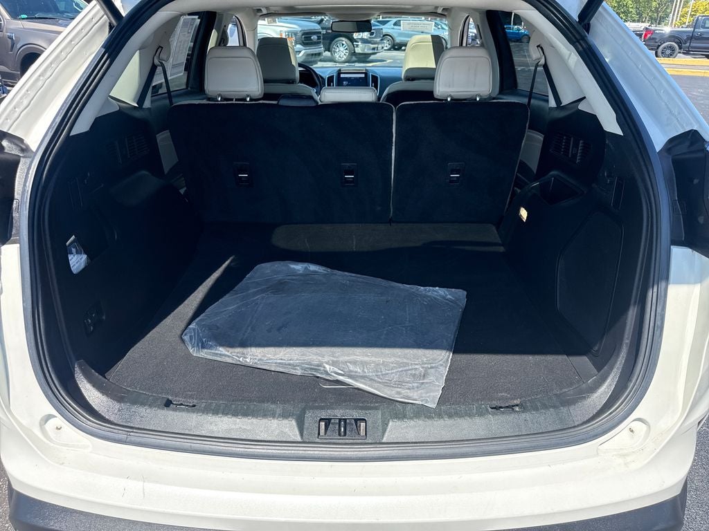 2023 Ford Edge Titanium
