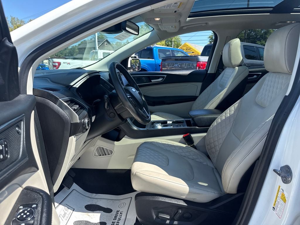 2023 Ford Edge Titanium