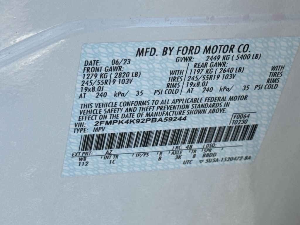 2023 Ford Edge Titanium