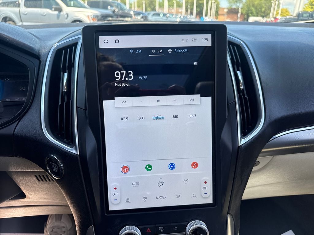 2023 Ford Edge Titanium