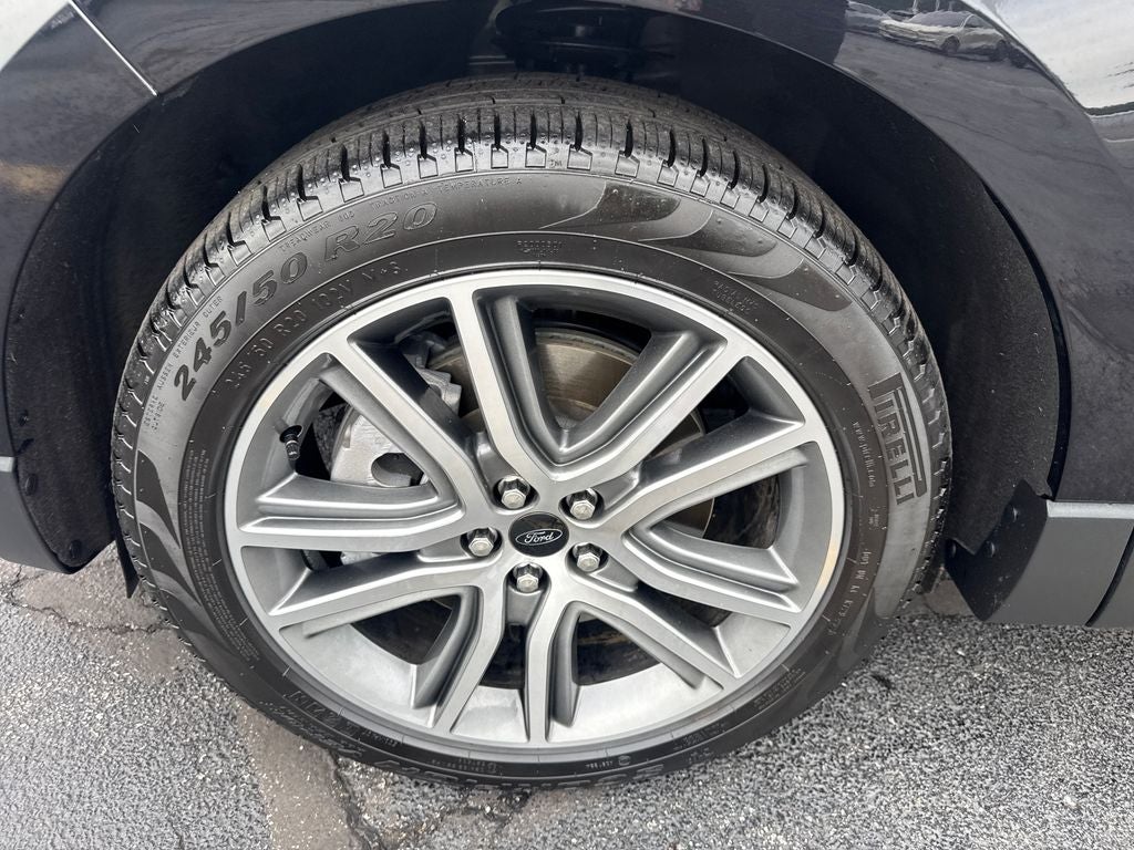 2024 Ford Edge Titanium