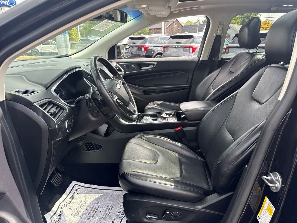 2019 Ford Edge Titanium
