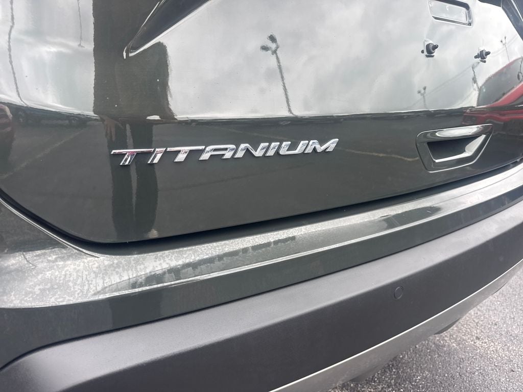2024 Ford Edge Titanium