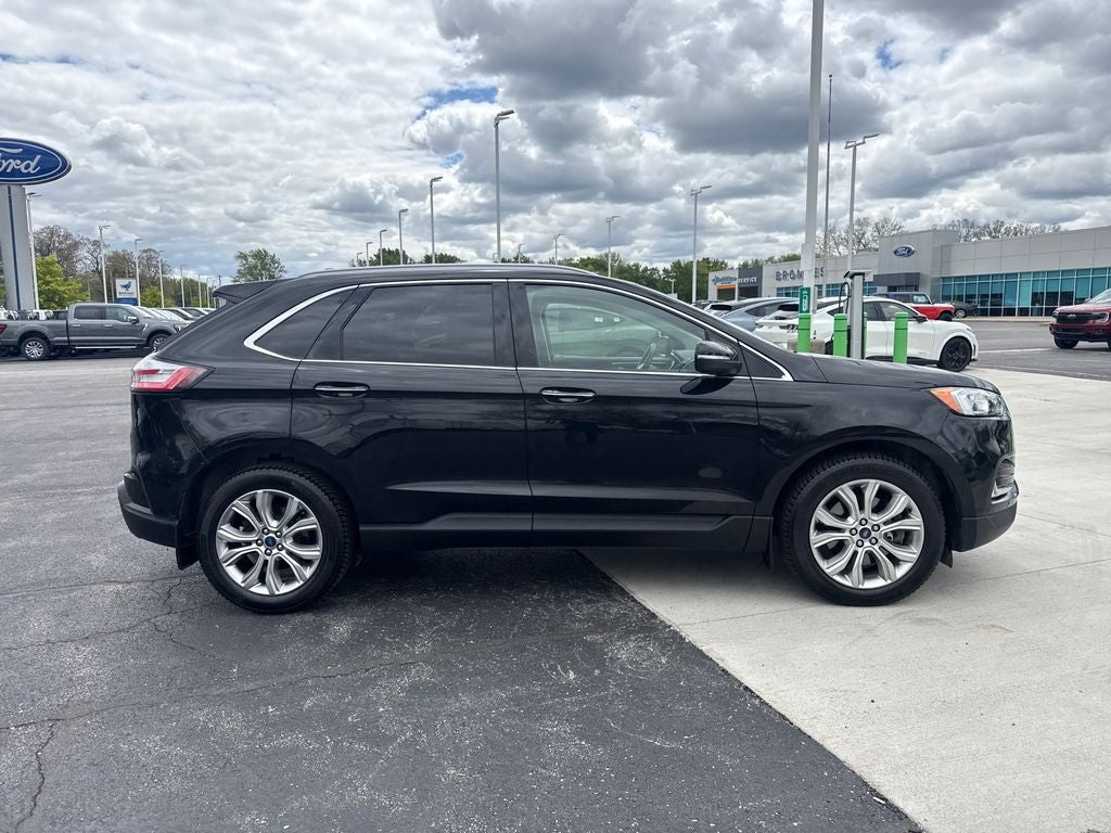 2020 Ford Edge Titanium