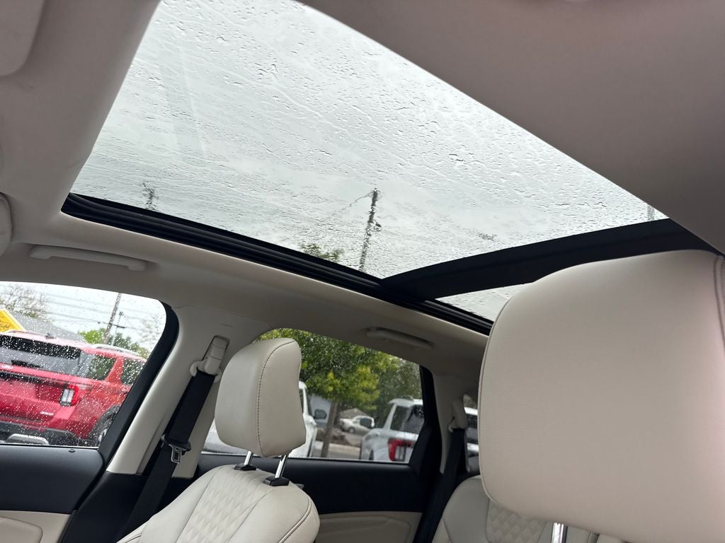2024 Ford Edge Titanium