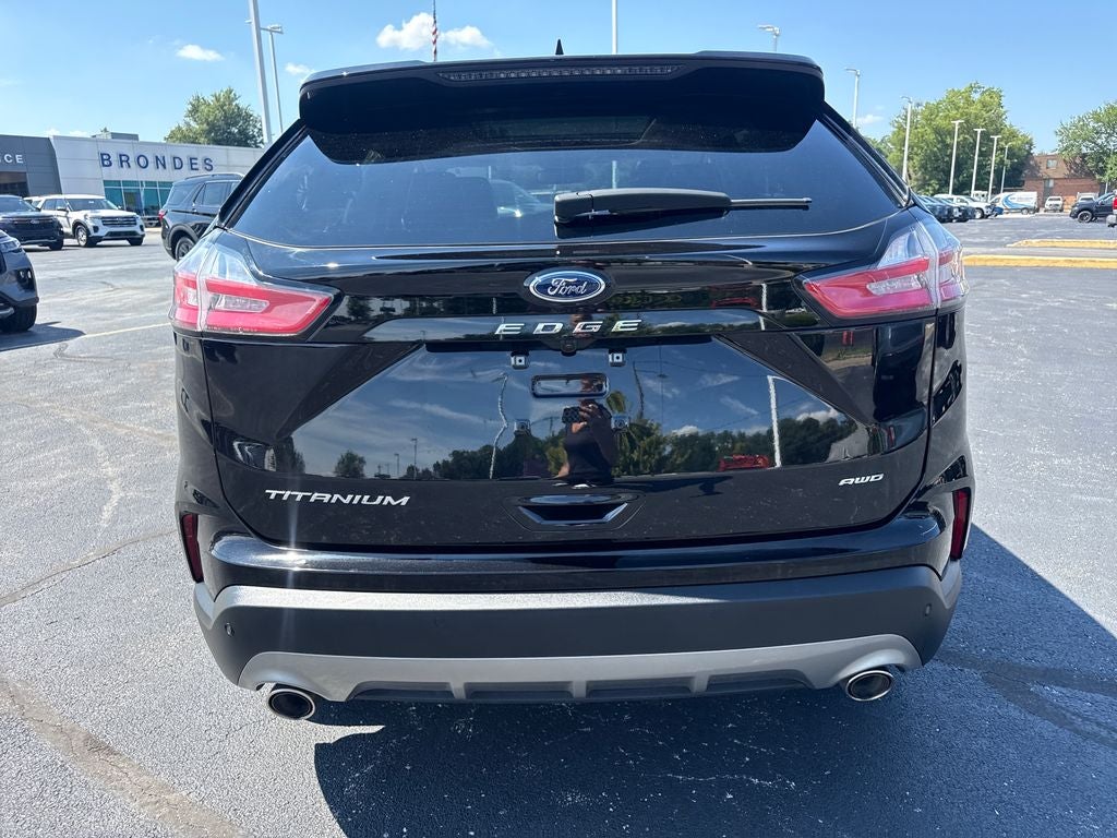 2024 Ford Edge Titanium
