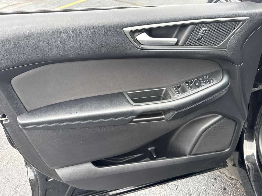 2015 Ford Edge SE
