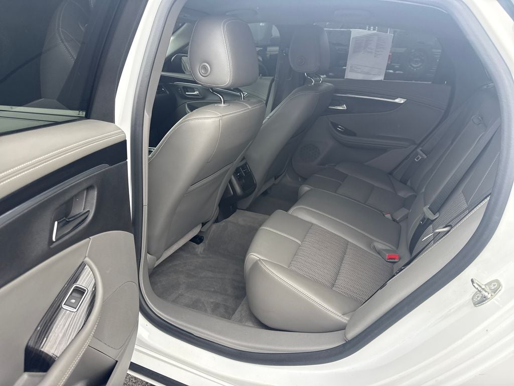 2016 Chevrolet Impala LT 2LT