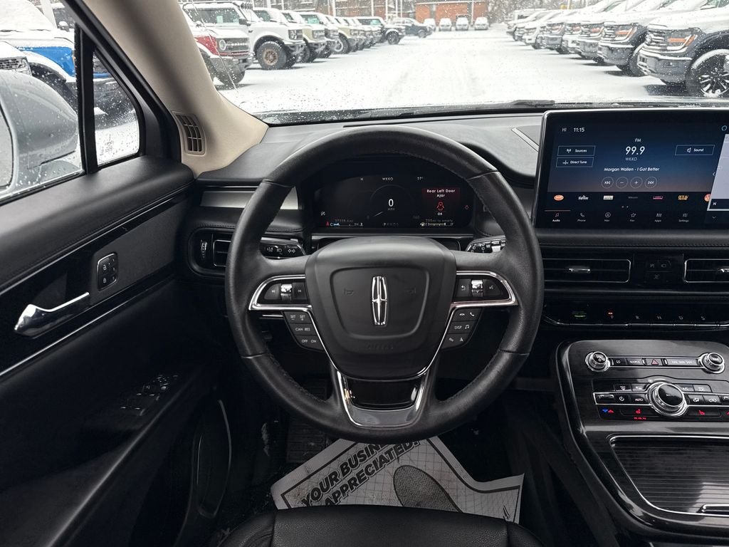 2022 Lincoln Nautilus Standard