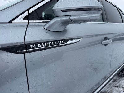 2022 Lincoln Nautilus Standard