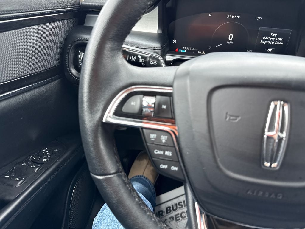 2022 Lincoln Nautilus Standard