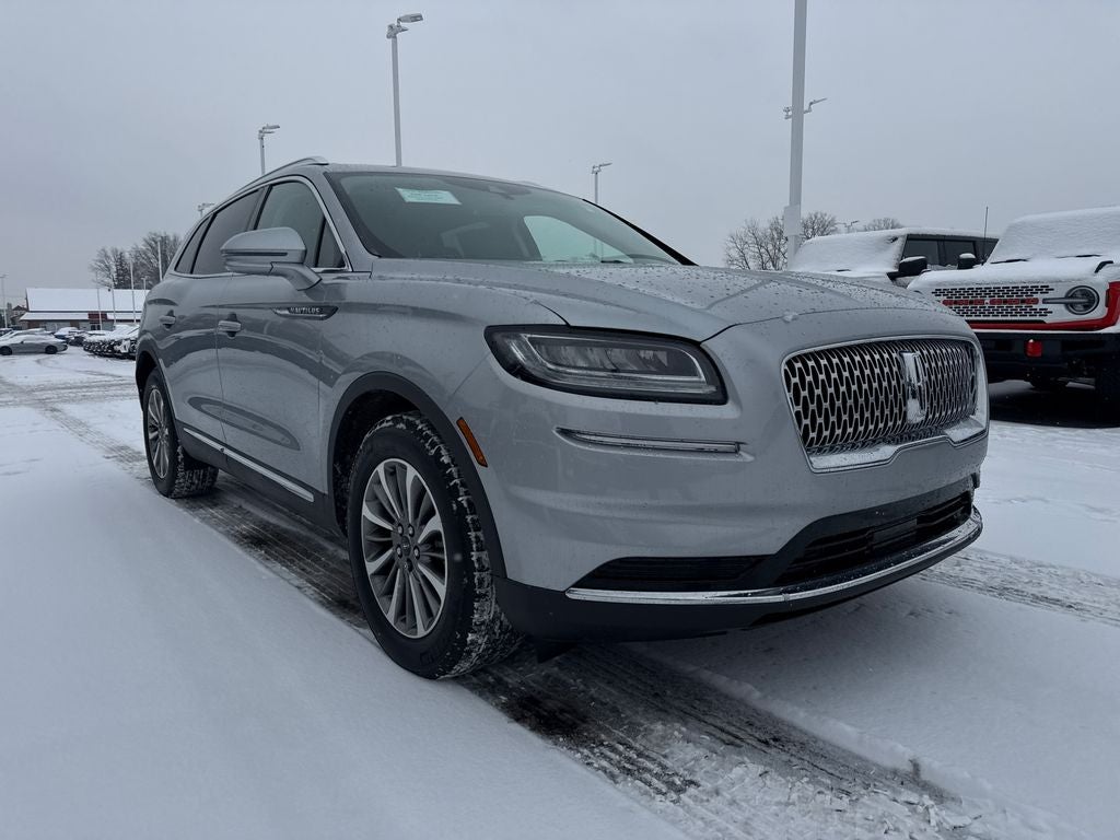 2022 Lincoln Nautilus Standard