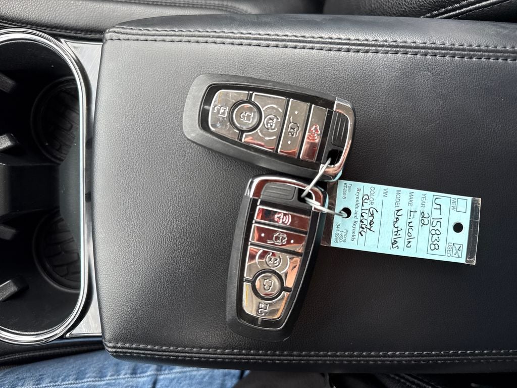 2022 Lincoln Nautilus Standard