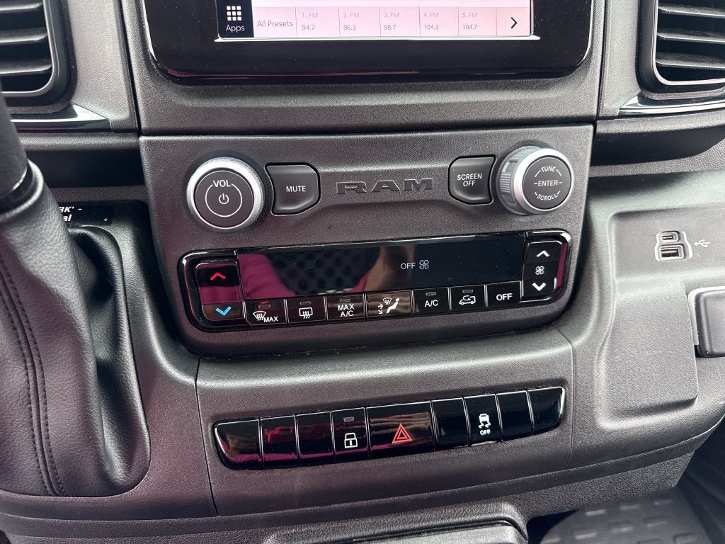 2025 RAM ProMaster 2500 Base