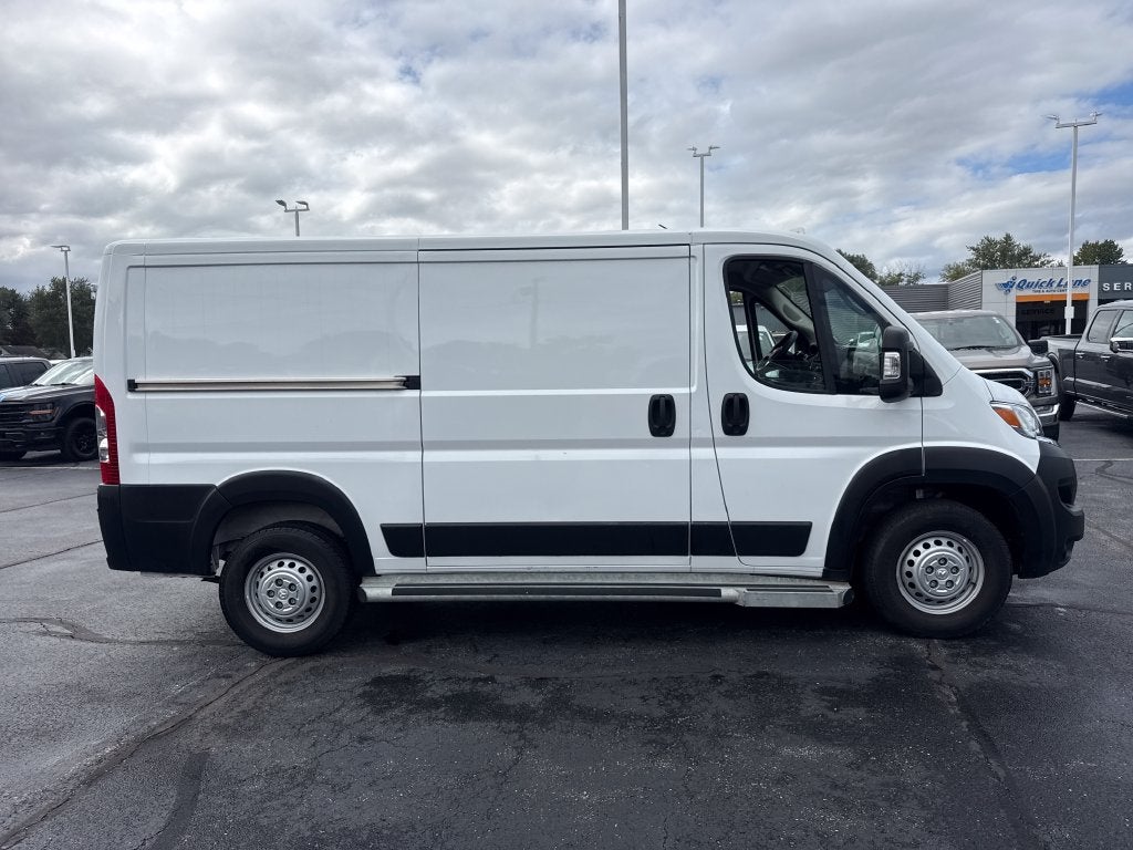 2025 RAM ProMaster 2500 Base