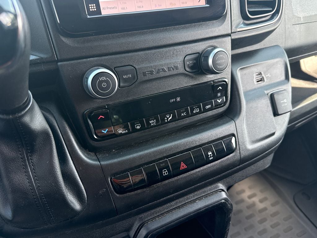 2025 RAM ProMaster 2500 Base