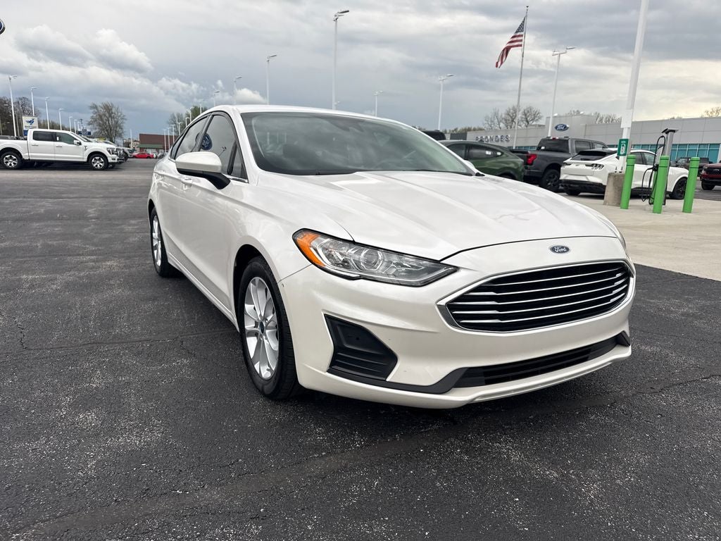 2020 Ford Fusion SE