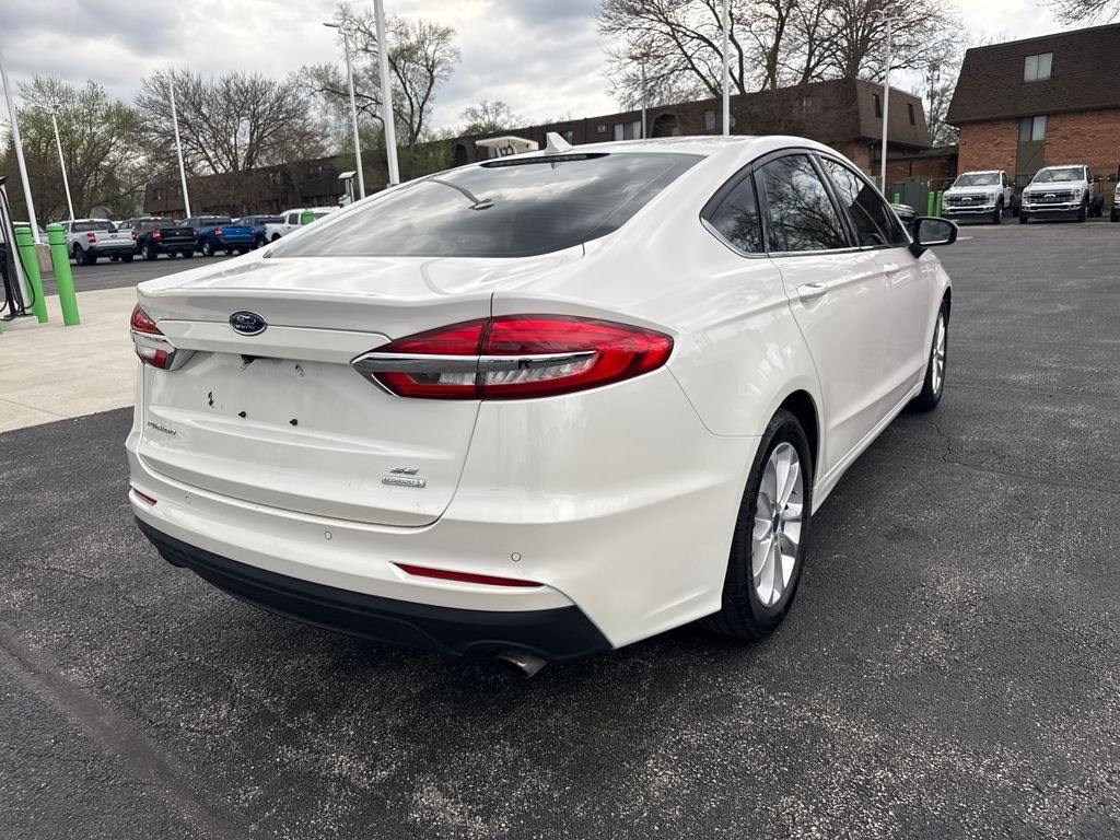 2020 Ford Fusion SE