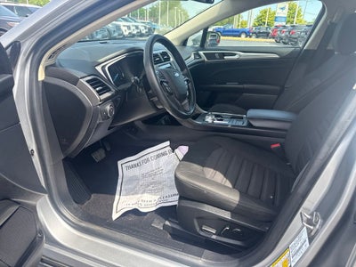 2020 Ford Fusion SE