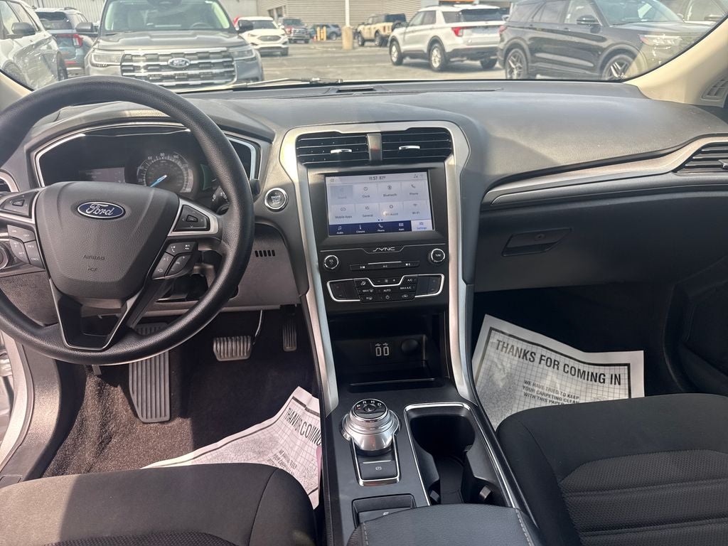 2020 Ford Fusion SE