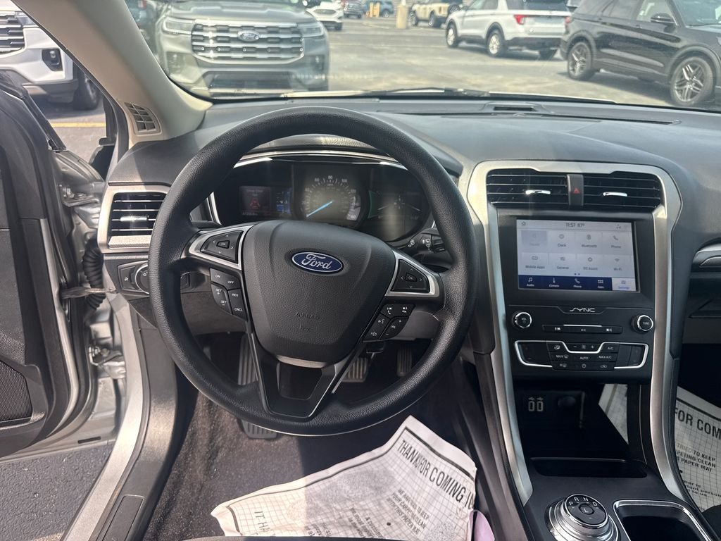 2020 Ford Fusion SE