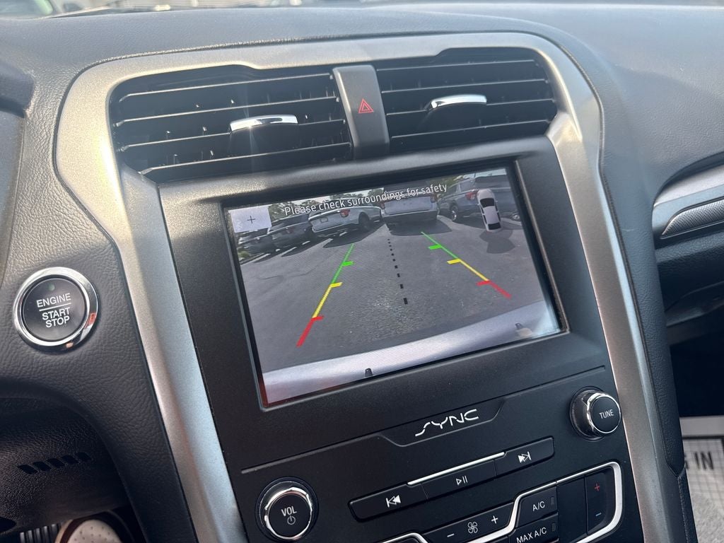2020 Ford Fusion SE