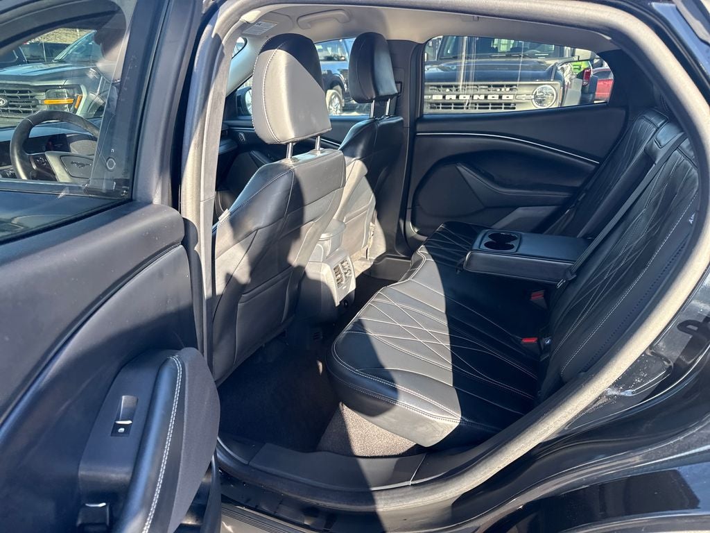 2025 Ford Mustang Mach-E Select