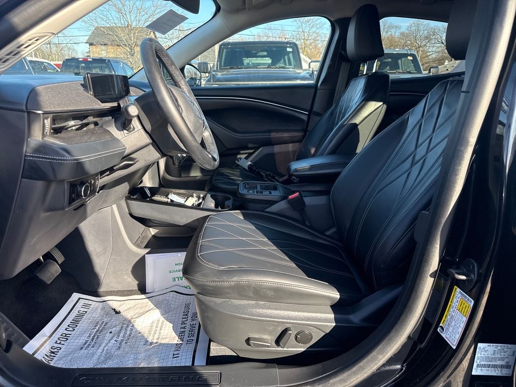 2025 Ford Mustang Mach-E Select