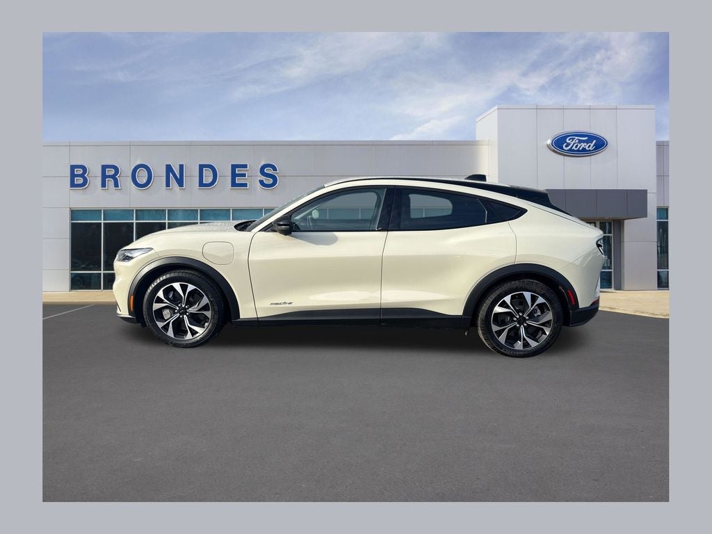 2025 Ford Mustang Mach-E Select