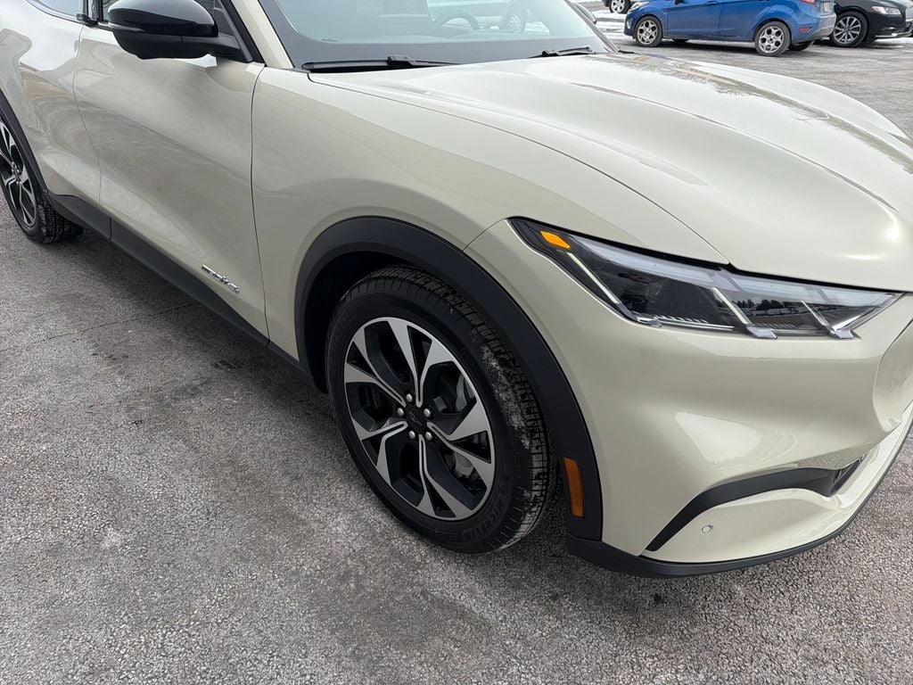 2025 Ford Mustang Mach-E Select