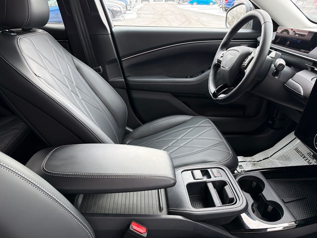 2025 Ford Mustang Mach-E Select