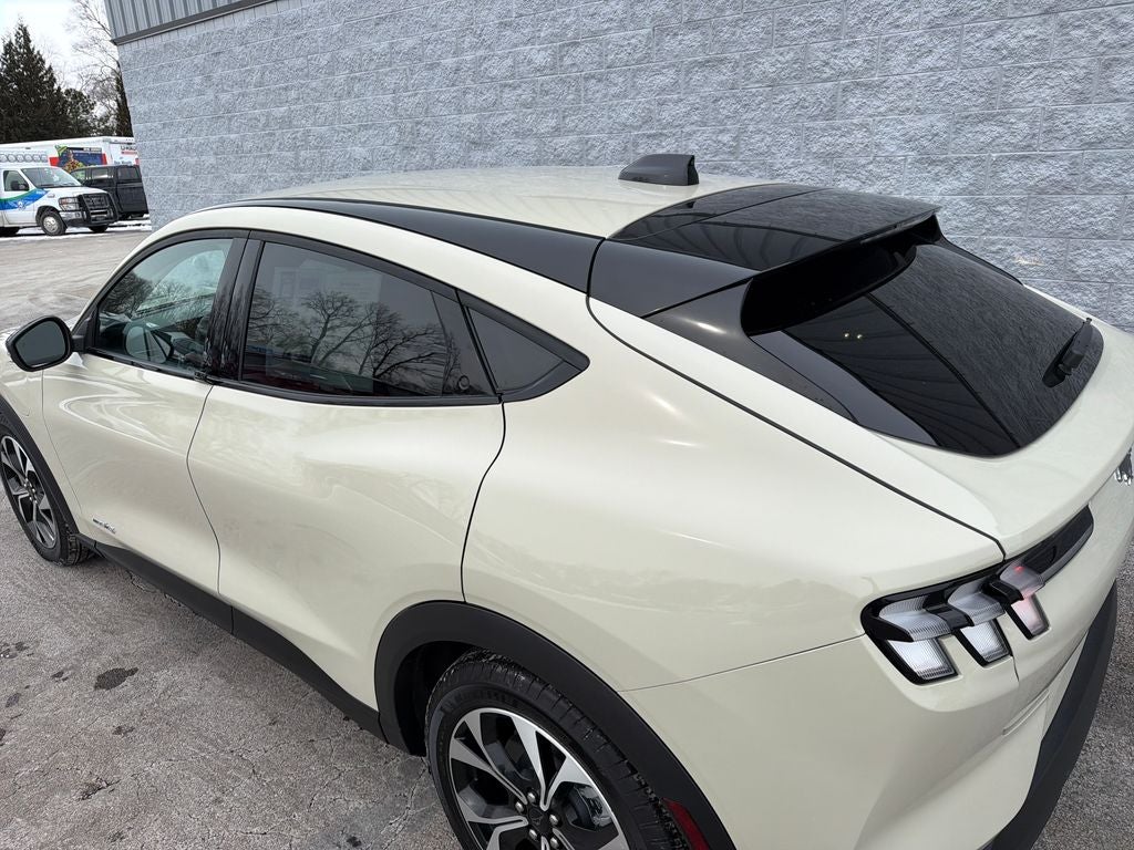 2025 Ford Mustang Mach-E Select