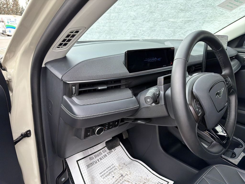 2025 Ford Mustang Mach-E Select