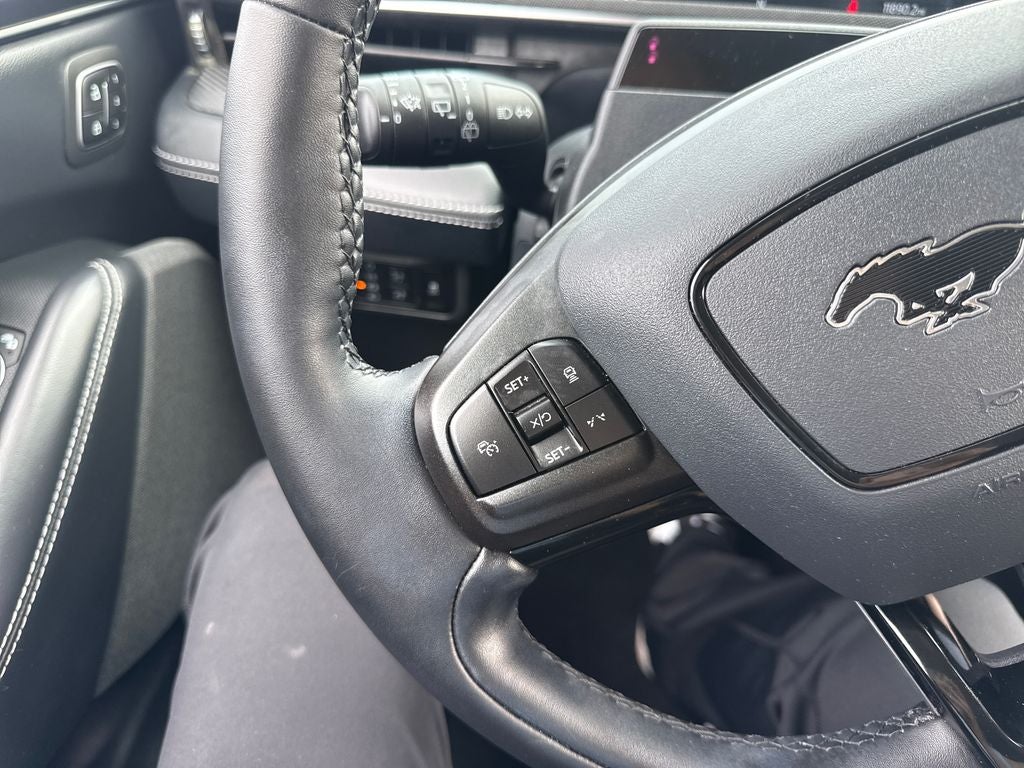2025 Ford Mustang Mach-E Select