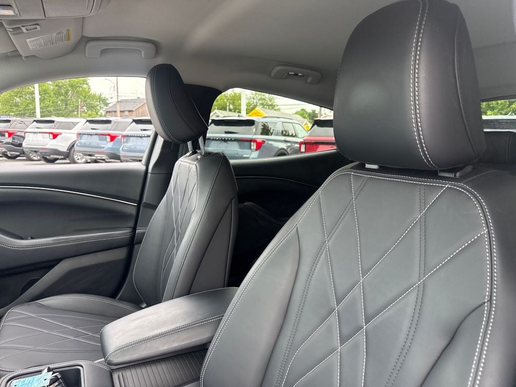 2025 Ford Mustang Mach-E Select