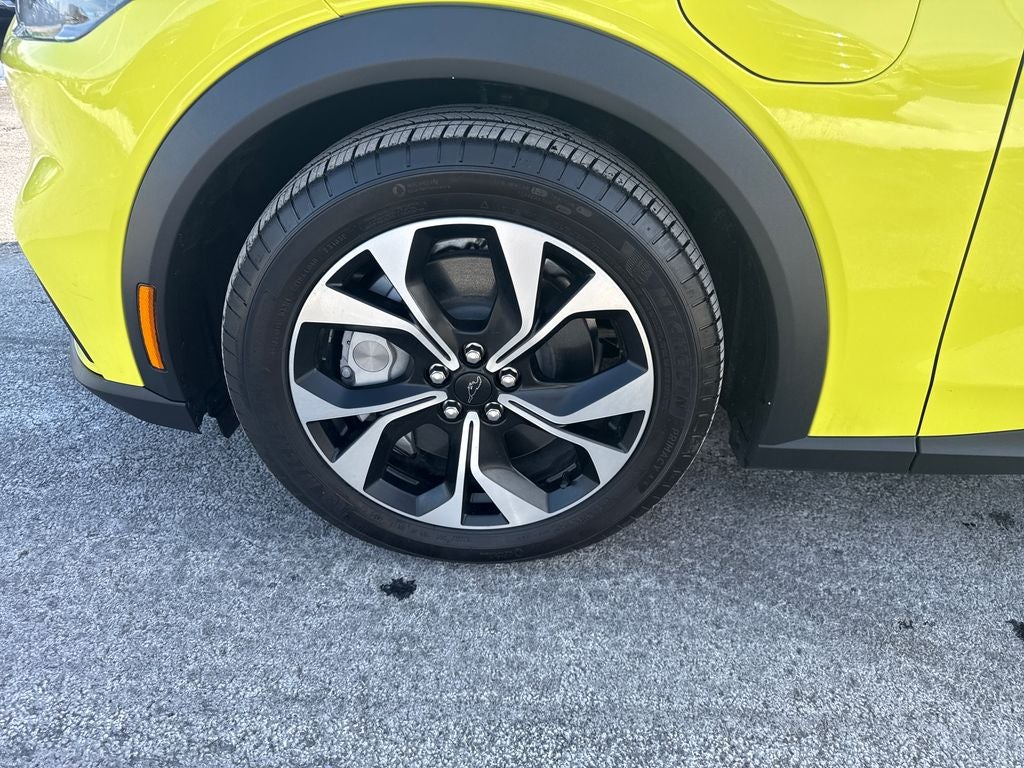 2025 Ford Mustang Mach-E Select