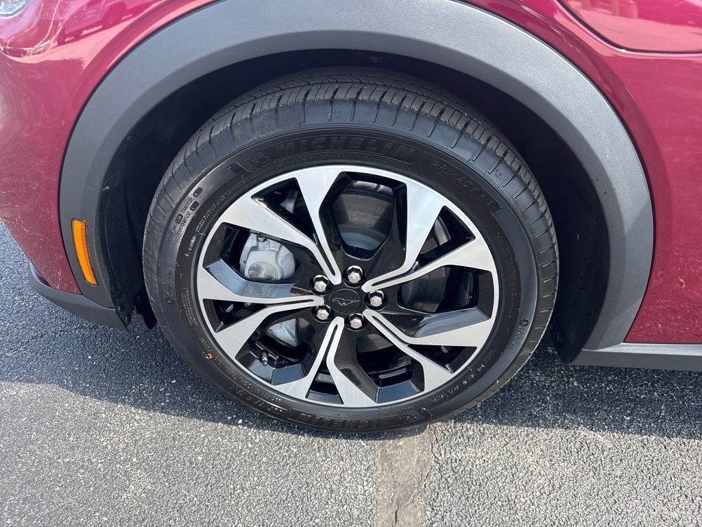 2025 Ford Mustang Mach-E Select