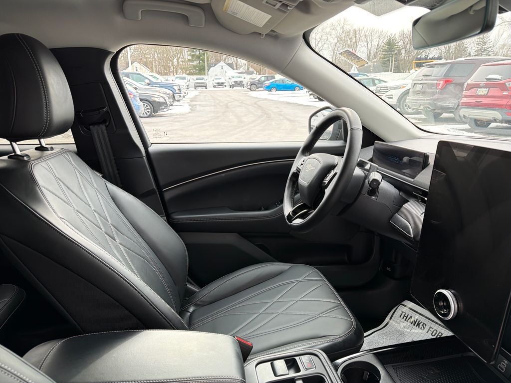 2025 Ford Mustang Mach-E Select