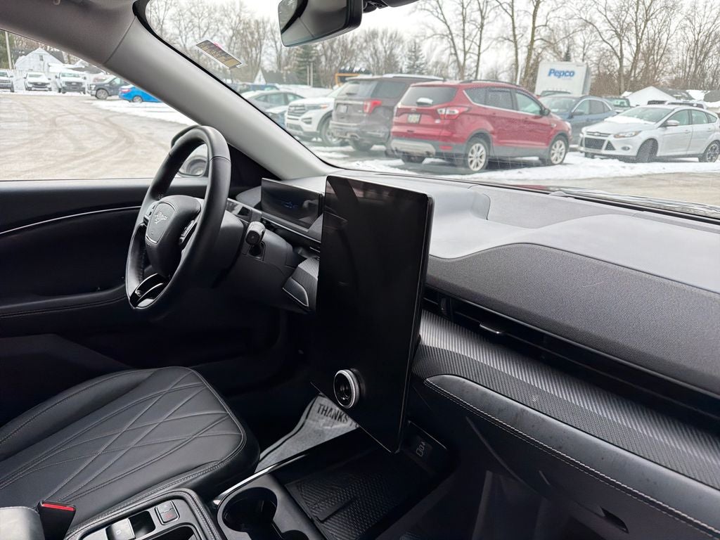 2025 Ford Mustang Mach-E Select