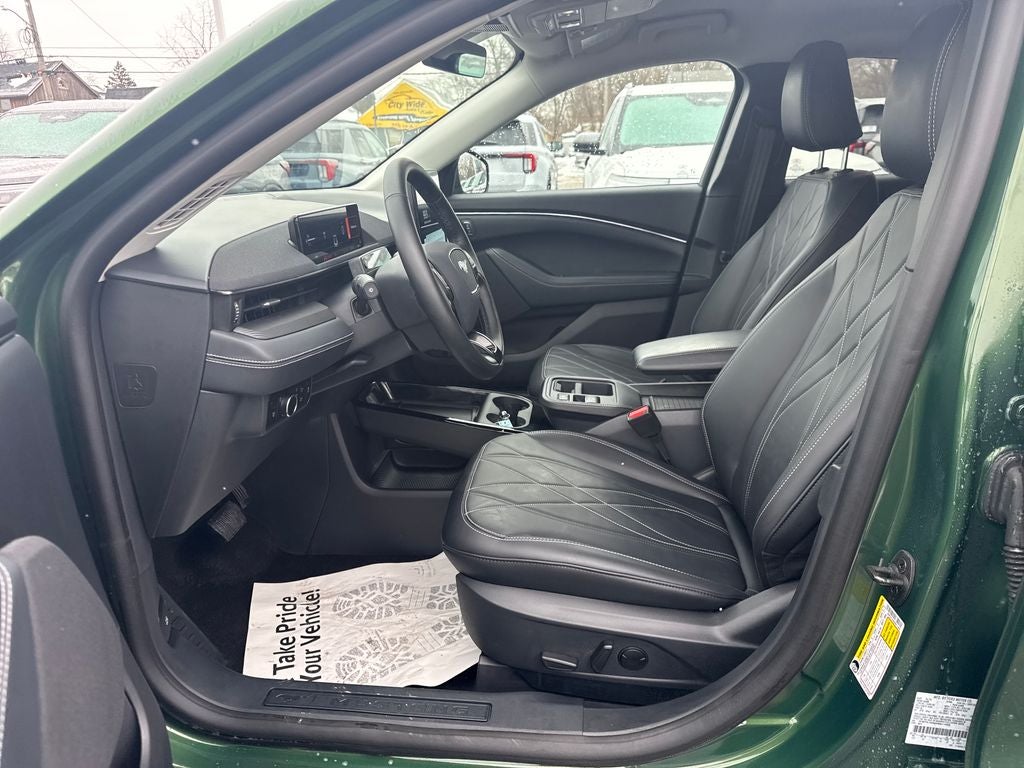 2025 Ford Mustang Mach-E Select