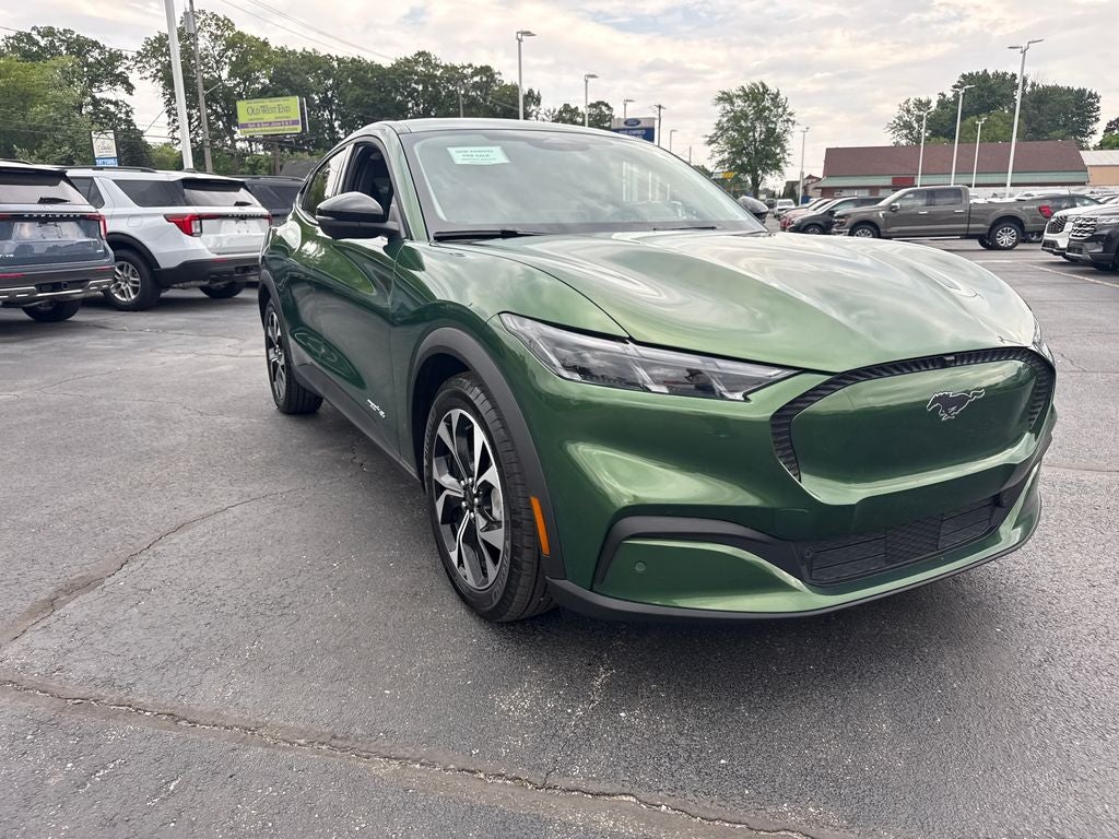 2025 Ford Mustang Mach-E Select