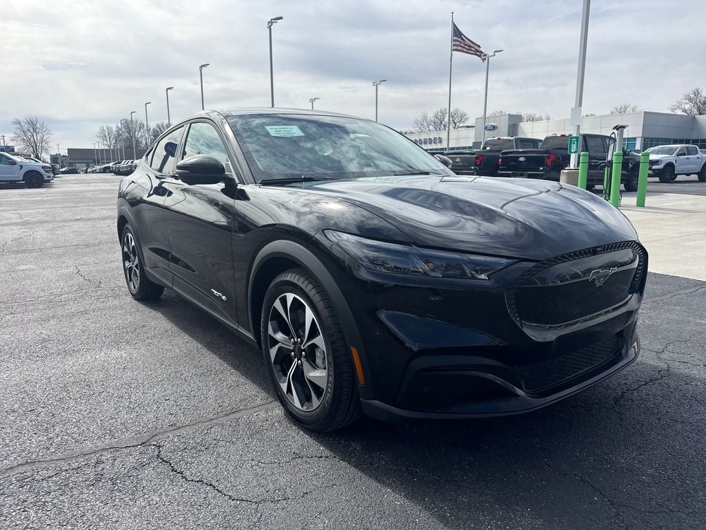 2025 Ford Mustang Mach-E Select