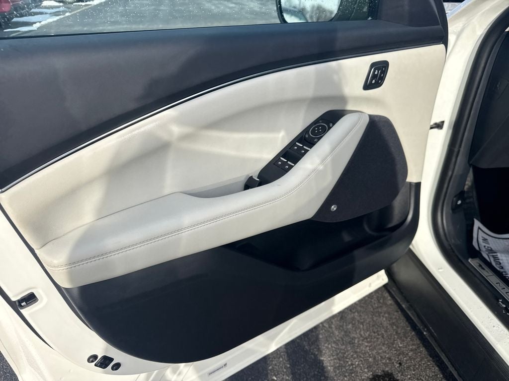 2022 Ford Mustang Mach-E Premium