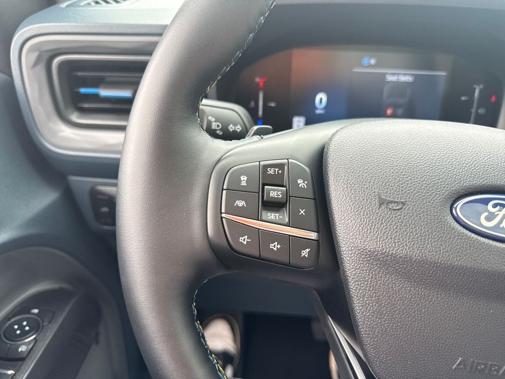 2025 Ford Maverick Lobo High