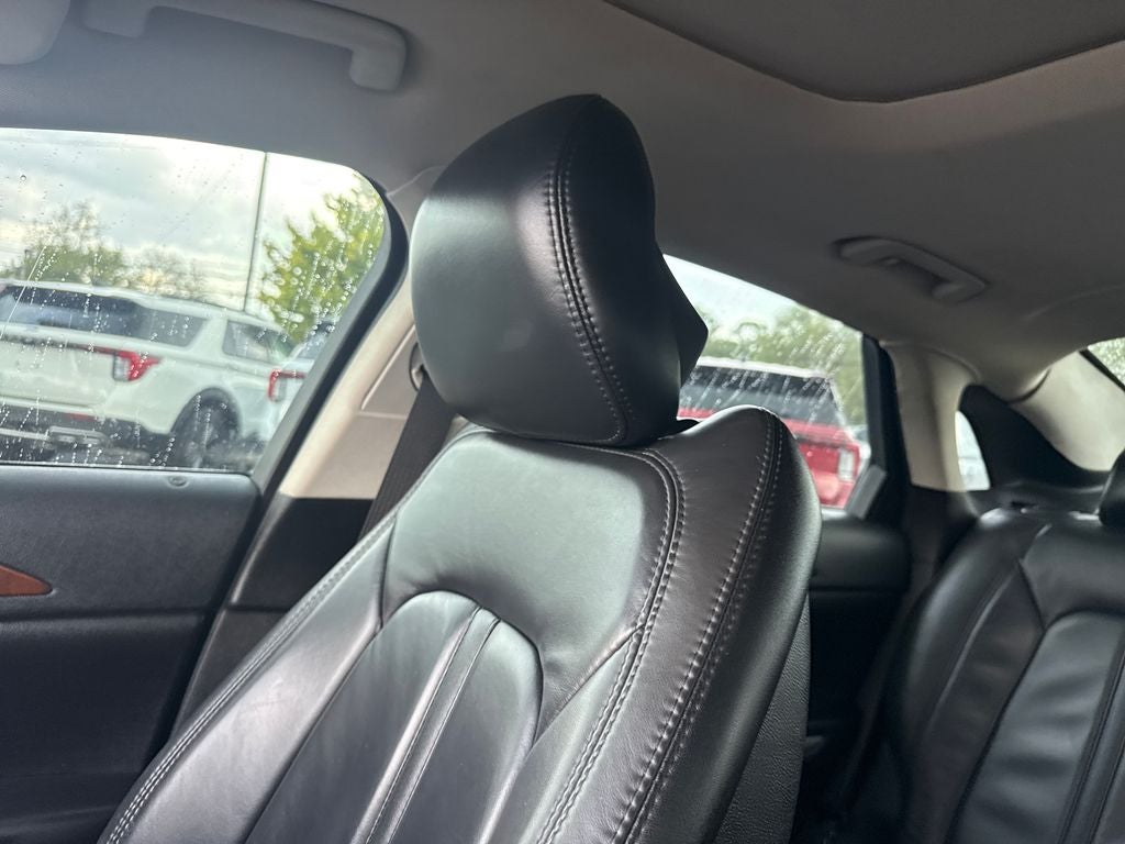 2015 Lincoln MKZ Base