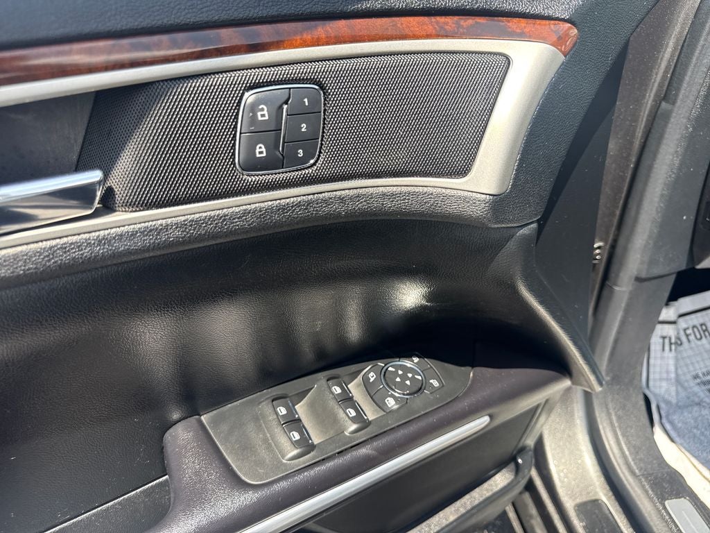 2016 Lincoln MKZ Hybrid Base
